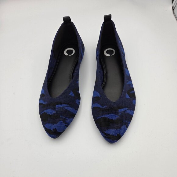 Journee Collection 7 Blue & Black Leopard Print Flat Shoe - Picture 1 of 3